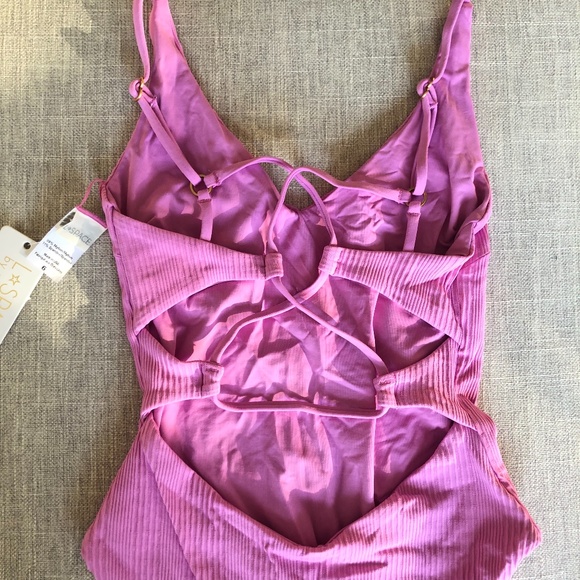 LSPACE Gianna one piece (size XS/4) NWT - Picture 10 of 12
